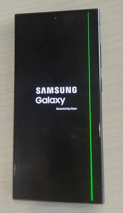Galaxy S24 Ultra with vertical green line defect - Samsung refuses to exchange defective Galaxy S24 Ultra devices as consumers lose pre-order discounts