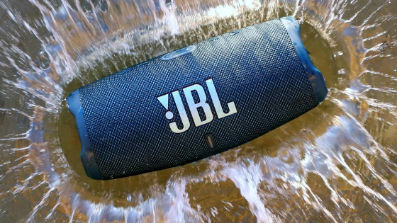 Grab the awesome JBL Charge 5 at 28% off on Walmart and pump up the jam without breaking the bank