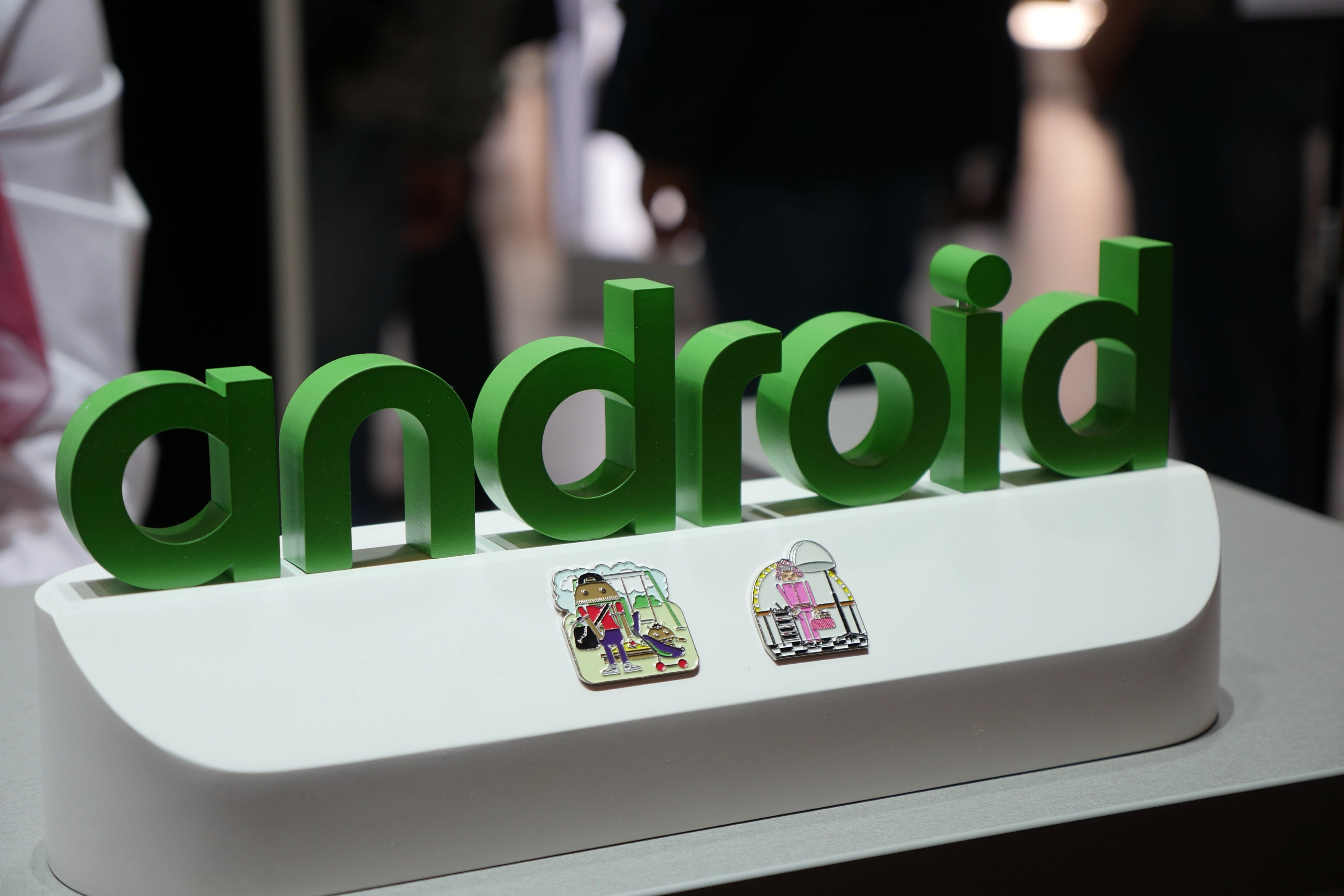Image credit – PhoneArena – Phoneageddon: Is your Android smartphone doomed after updates end?
