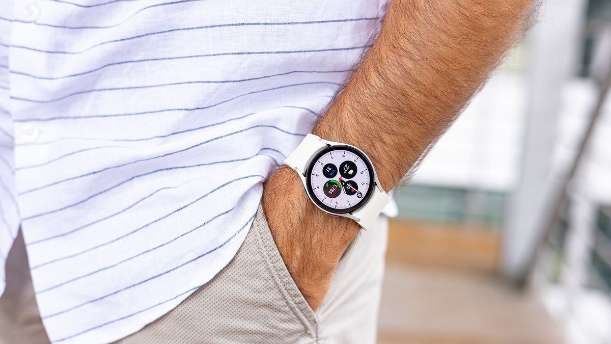 This limited-time deal on the larger-sized Galaxy Watch 6 with LTE will sweep you off your feet
