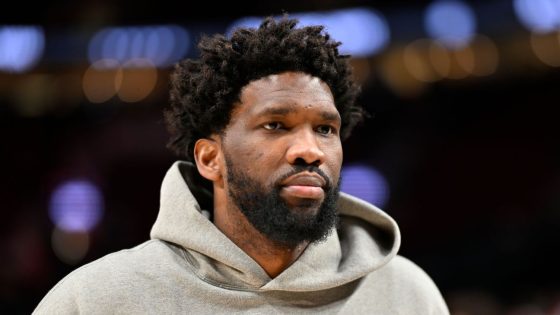 76ers' Joel Embiid out Thursday, to have knee evaluated