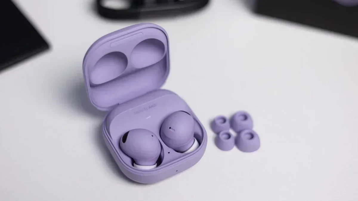 A bonkers Amazon deal lowers the Galaxy Buds 2 Pro's price by a whopping 52%