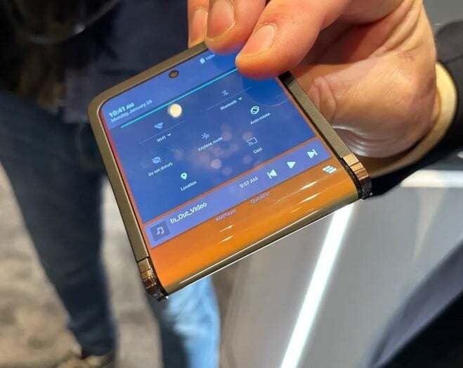 The Flex in & Out Flip concept device (Image credit – CNET) – Beyond the Fold and Flip galaxy: exploring innovative foldable phone concepts