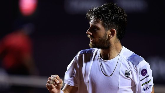 Cameron Norrie reaches Rio Open semifinals with three-set win