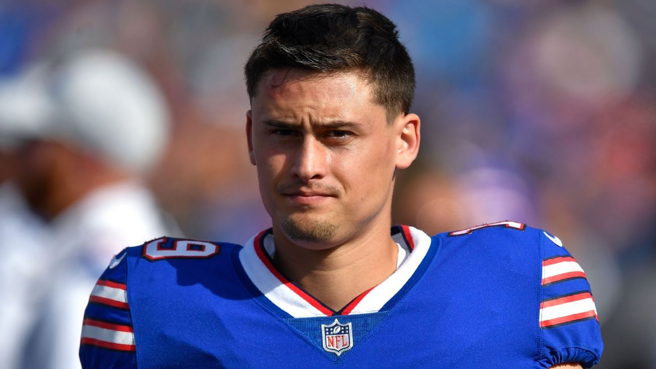 Chiefs sign Matt Araiza after punter dropped from lawsuit