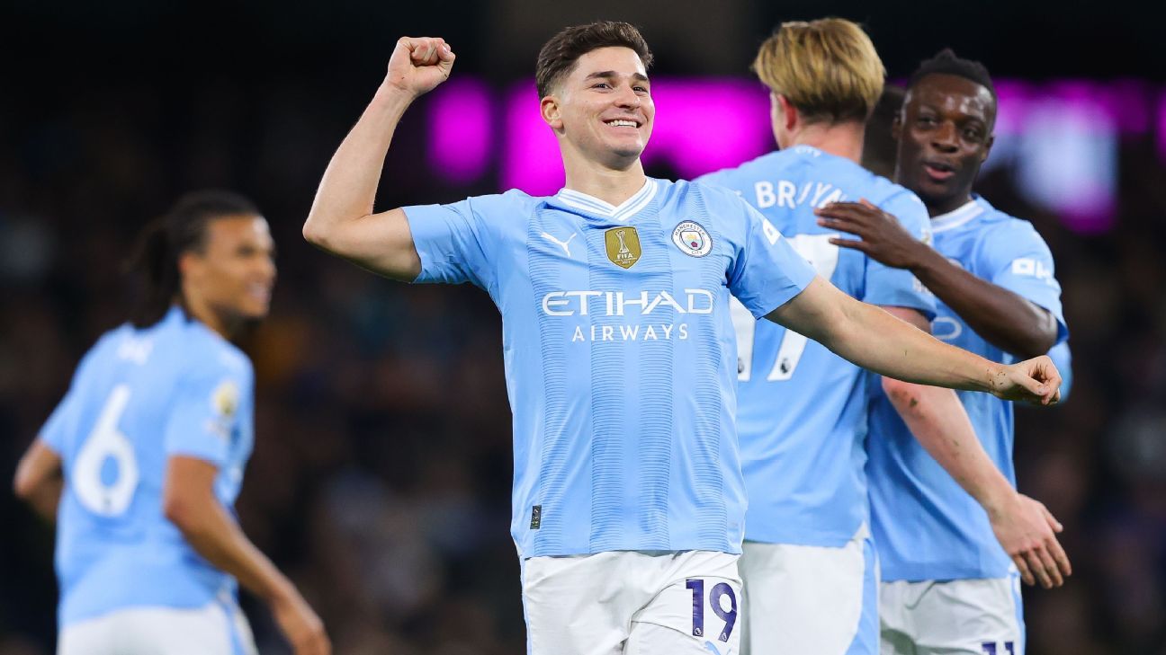 Guardiola hails 'unbelievable' Álvarez as Haaland returns