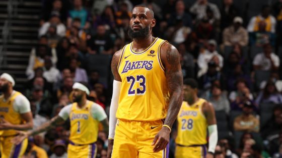 Lakers players not worried about future ahead of trade deadline