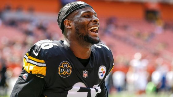 Le'Veon Bell to attempt NFL return, eyes Steelers reunion