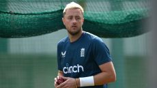 Ollie Robinson in line for recall as England weigh up bowling balance