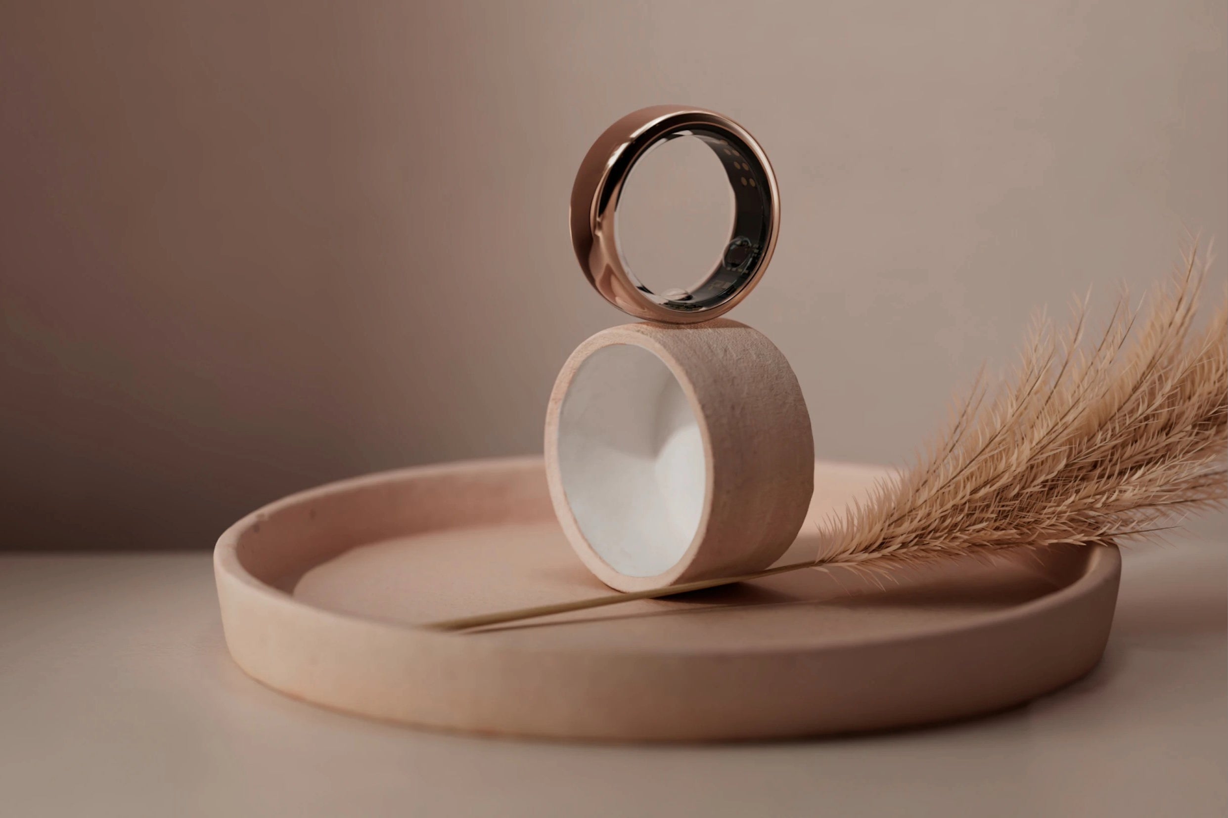 Oura ring in pink gold (Image credit – Oura) - The Galaxy ring: the new must-have gadget or another gadget from the ecosystem?