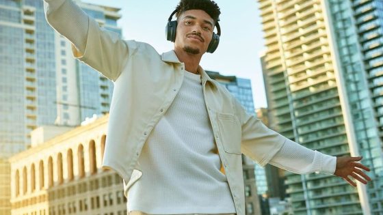 The new Bose QuietComfort headphones are even easier to recommend thanks to a Black Friday-level discount