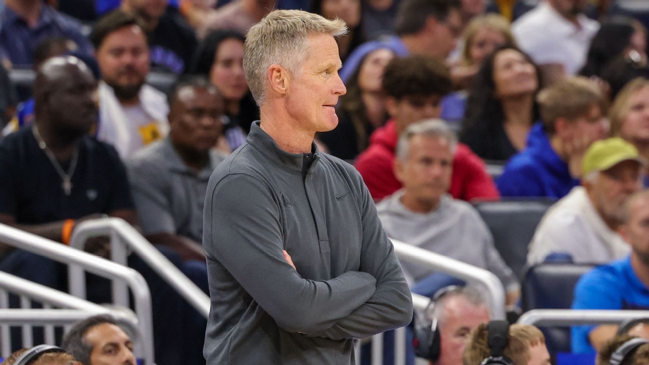 Warriors give Steve Kerr record two-year, $35M extension
