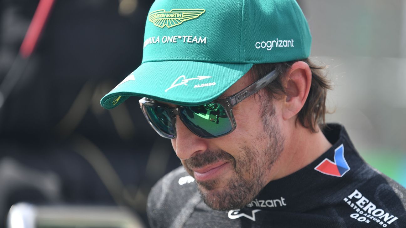 Who could replace Lewis Hamilton at Mercedes in 2025?
