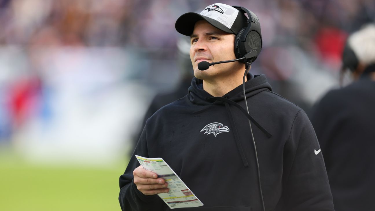 Who is the Seattle Seahawks new head coach Mike Macdonald?
