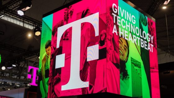 T-Mobile to auction off spectrum that cash stapped Dish can't buy