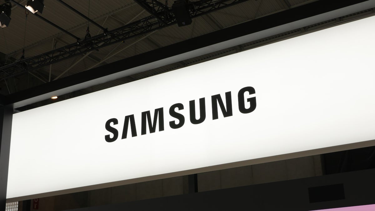 Some Galaxy users are experiencing a problem as their chats switch from RCS to old-school SMS