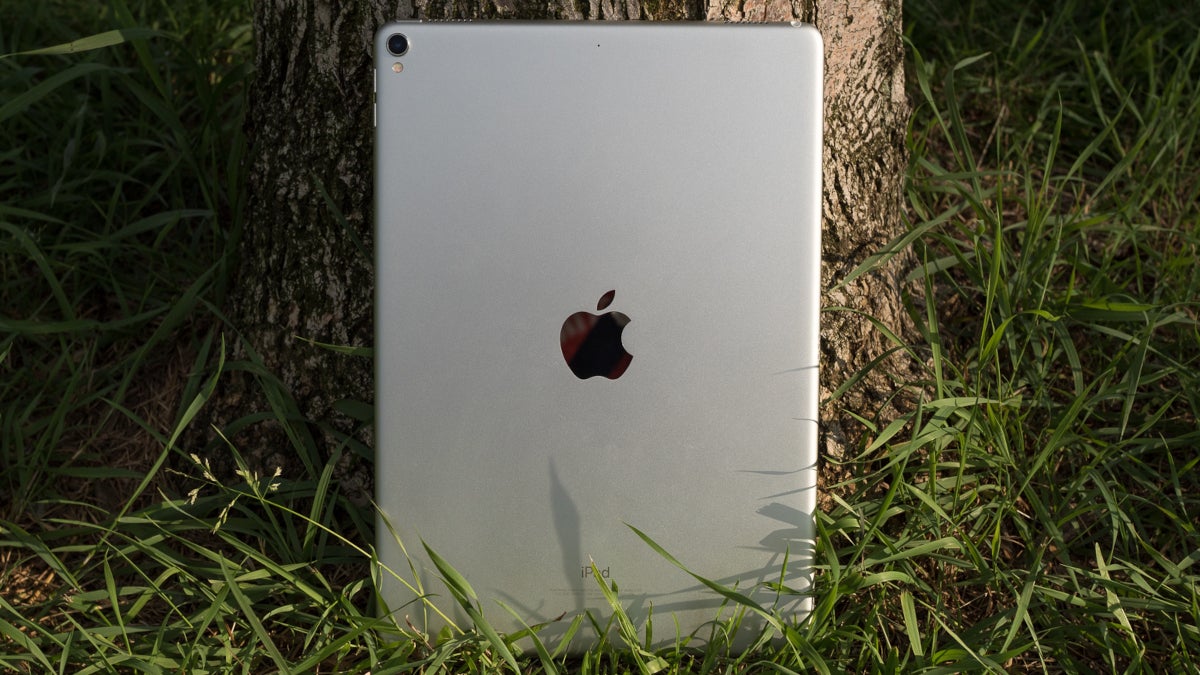 iPadOS 17.4.1 brings back the ability of certain iPads to scan QR codes