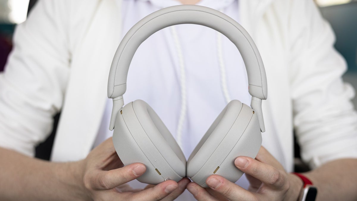Sony's industry-leading WH-1000XM5 are more affordable on Amazon but for a little while