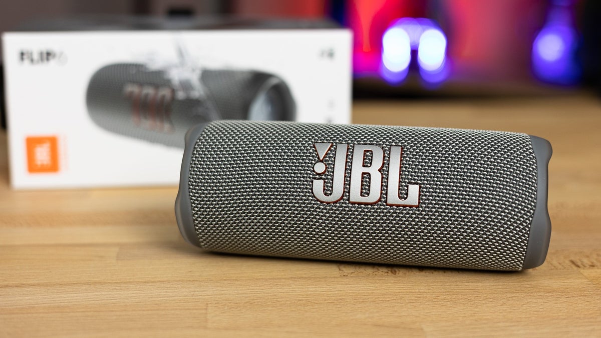 Walmart’s generous deal on the JBL Flip 6 drowned out the Amazon offer