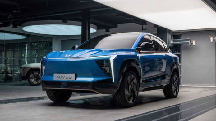 Mahindra XUV.e9 Stuns With Triple-Screen Dashboard – A Glimpse Into the Future; Check Out The Renders Here