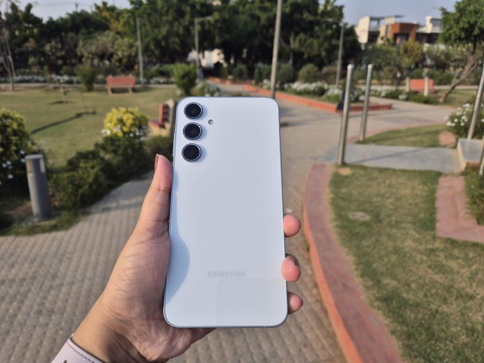Samsung Galaxy A55 5G Review: Flagship experience at a lower price point?