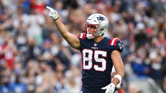 Source -- Patriots, TE Hunter Henry agree to 3-year deal