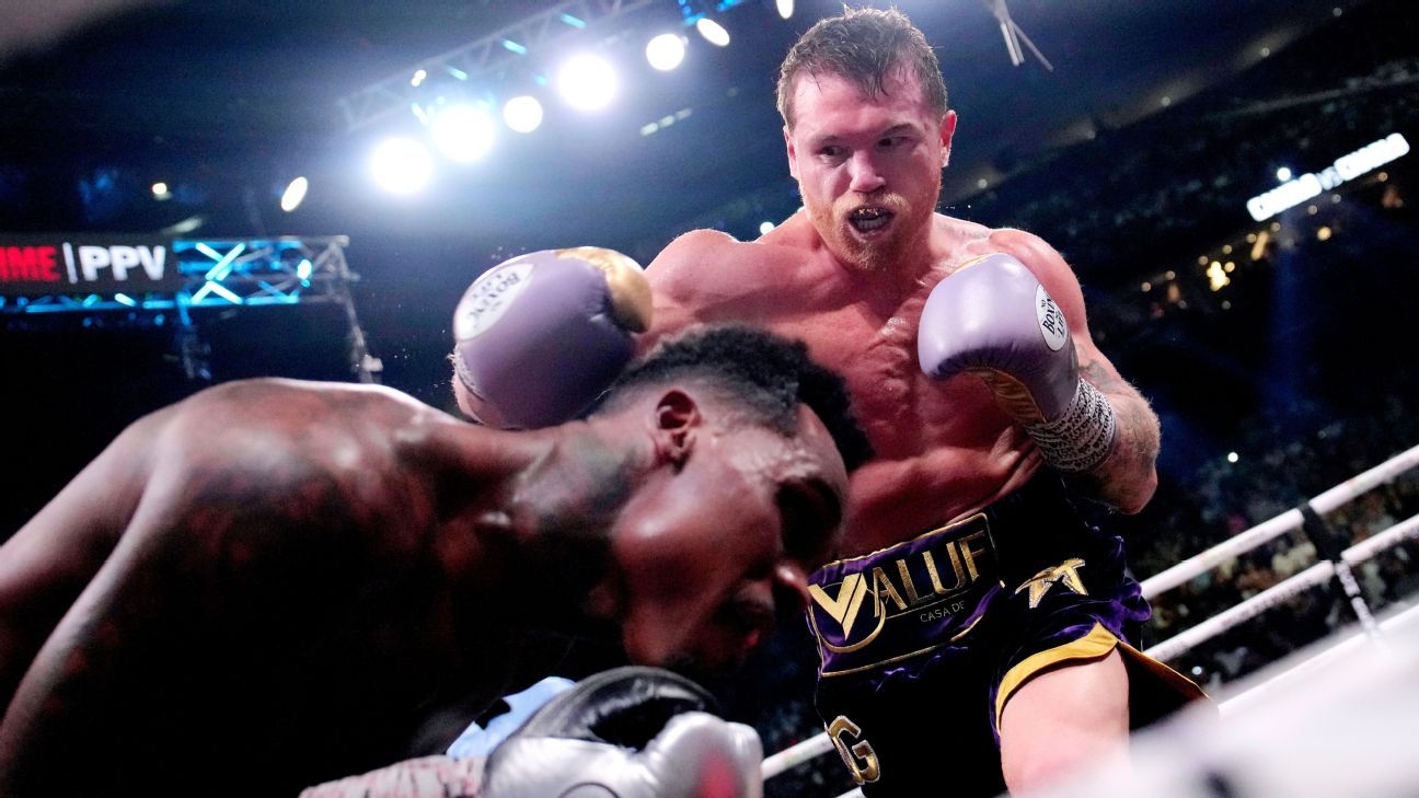 Sources -- Canelo Alvarez in talks with PBC about Munguia fight