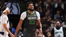 Wolves' Karl-Anthony Towns to have surgery on torn meniscus